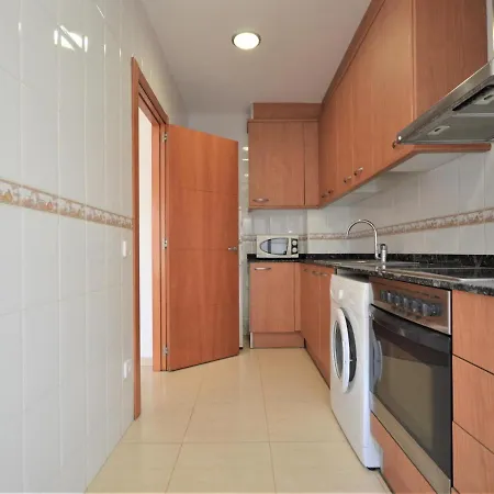 En Sant Pere Pescador: 3 Habitaciones, A/a, Jardin Y Piscina Comunitarios - Es-89-122 アパート *
