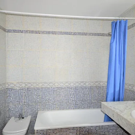 En Sant Pere Pescador: 3 Habitaciones, A/a, Jardin Y Piscina Comunitarios - Es-89-122 アパート *